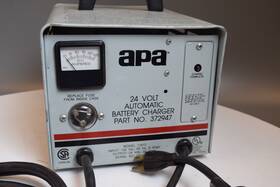 Apa 372937 24 Volt Automatic Battery Charger Golf Cart Part # Model 11810 Tested