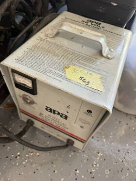 Apa 388120 6/12 Volt Battery Charger Auto Shut-off