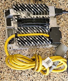 10509501 Club Car This 48 Volt Eric Charger Is Designed Specifically For All 2014 And Up