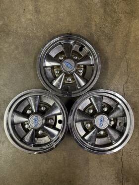 01234 Cragar S/s Chrome 8in Golf Cart Hub Caps