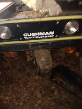 122445 Cushman Three Wheel Golf Cart 122445 Cushman Three Wheel Golf Cart