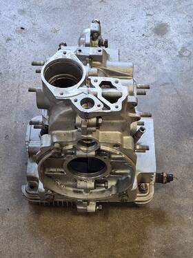 160354 Cushman Omc Crankcase Set