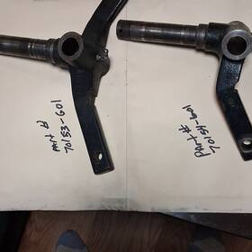 70153-g01 E-z-go Used Ez-go Spindles Golf Cart Fits 1996-early 2001 Txt And 1994-1995 Medalist 70153-g01 E-z-go Used Ez-go Spindles Golf Cart Fits 1996-early 2001 Txt And 1994-1995 Medalist