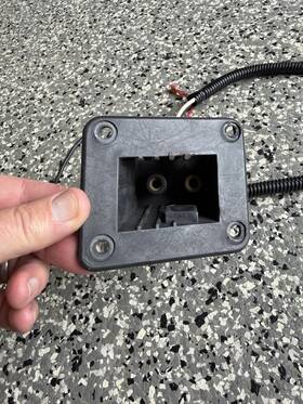E-z-go 73051g19 E-z-go Ezgo Oem Receptacle Charging 48v Express Golf Cart Part Genuine