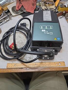 851-001-000 Spe Elettronica Cbhf2 Pfc 24-30 100-240v/10.5a Output 24v 25a Used