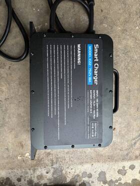 Varter E22-79.2v 72v Lithium Battery Charger
