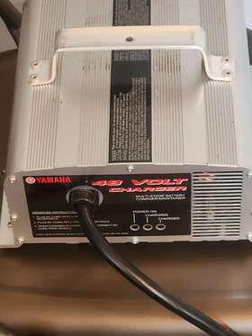 1234566778 Yamaha Genuine Used 48-volt Oem Golf Cart Battery Charger