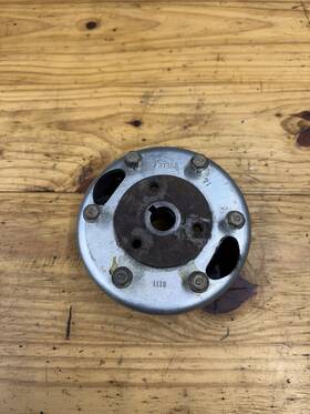 F3t356 Yamaha G1 Golf Cart Flywheel/stator Cover Genuine Oem Part