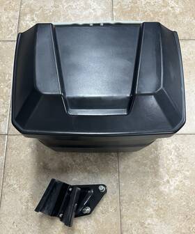 Gca-j0b32-10-00 Yamaha Oem Drive/drive2 Premium Cooler