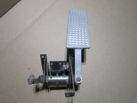 J38-27874-00-00 Yamaha Golf Cart Oem Accelerator Pedal And Bracket Assembly G2 - G11
