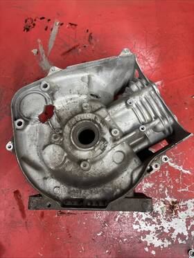 Jr7-15100-00-00 Yamaha Crankcase Oem Used Good Condition