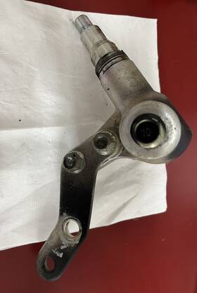 Ju0-f3511-20-00 Yamaha Drive And Drive2 Golf Cart Driver Side Knuckle Steering