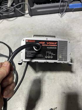 Jw9-82107-11 Yamaha 48v Golf Cart Charger With Power Cords 3-pin