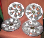 Oem Yamaha Golf Cart Silver 7-SPOKE Hub Caps/ Wheel Covers 8-1/2" Across. Fixed Price $42.50.