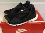 Nike Go Flyease Men's Size 5.5, Women 7 Black/white, New With Box. Fixed Price $99.99.